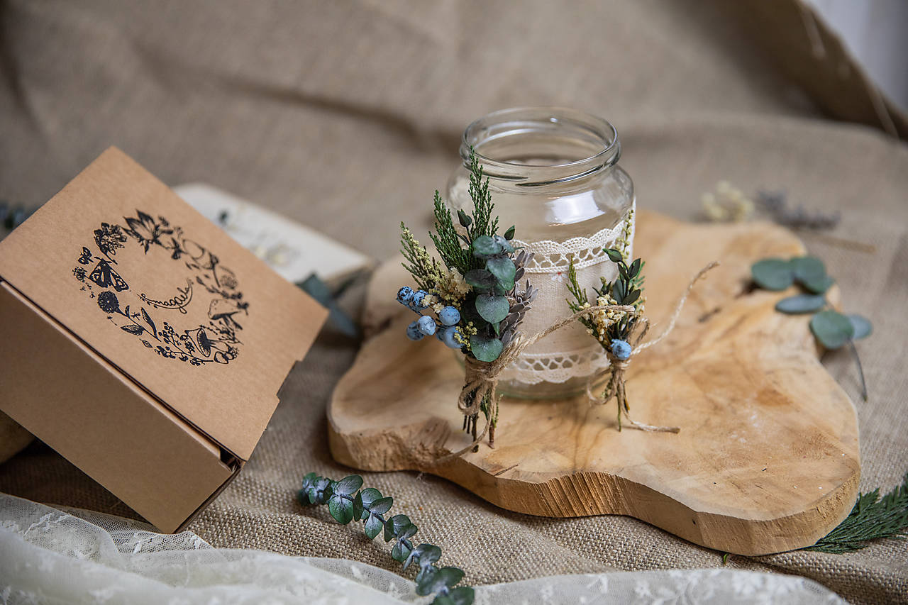 Set pierok pre ženícha a svedka "na konci leta"