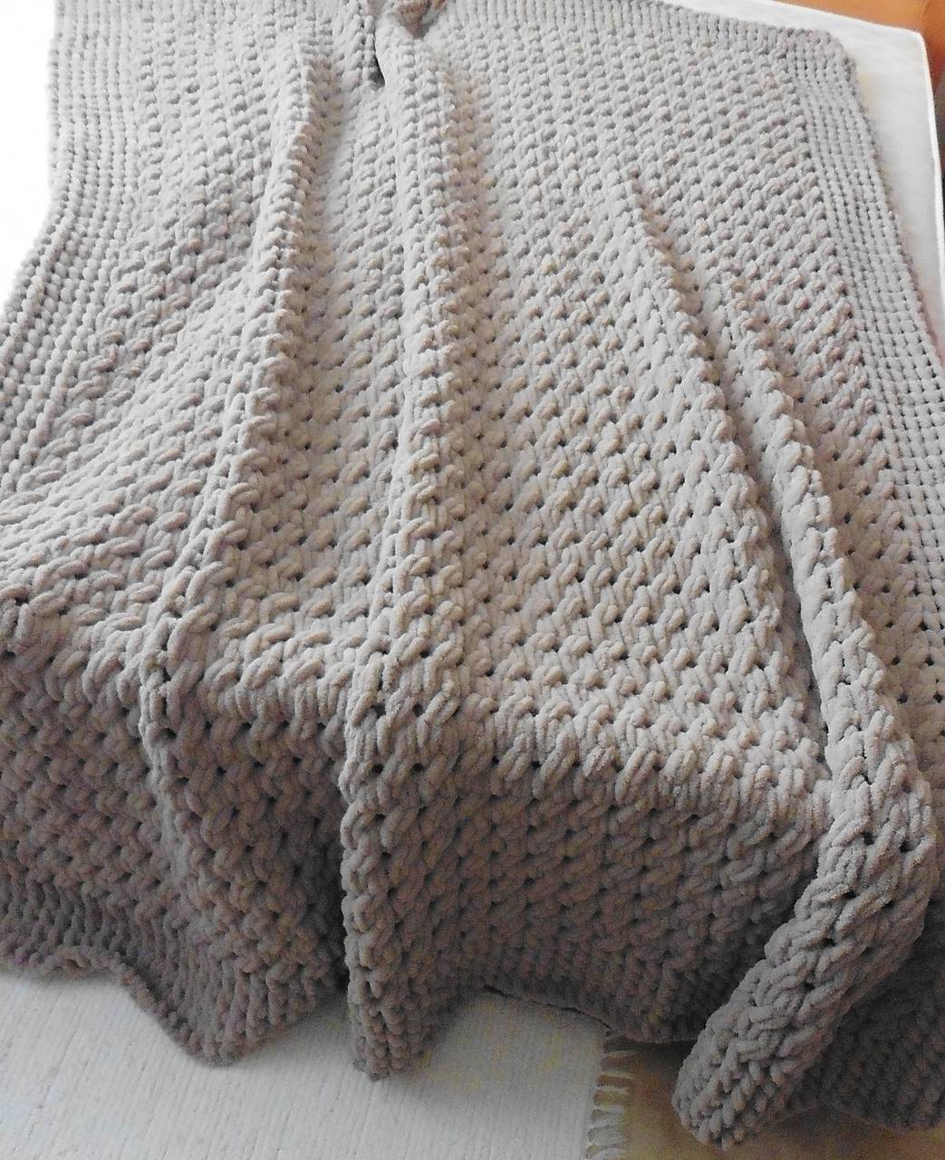 Jemnučká a ľahká deka z priadze alize puffy