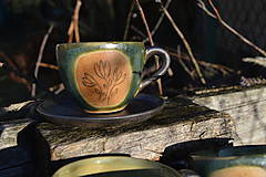 Nádoby - šálka zelená medienková, espresso, s kvetinkami - 11502848_