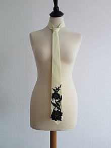 Pánske doplnky - maslová kravata s čiernou čipkou - 11522911_