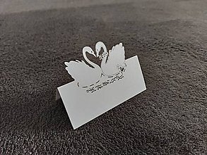 Papier - Biele perleťové menovky "zamilované labute" - 11525447_