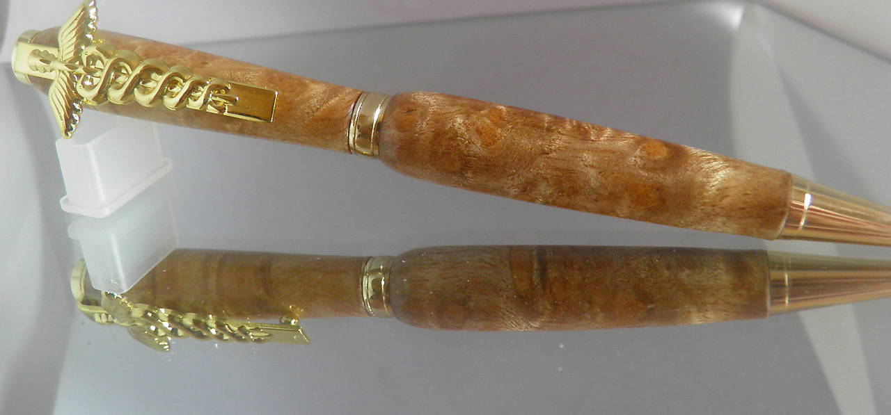 drevené pero Golden Camphor...