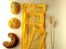 Úžitkový textil - Vrecúško na chlieb a pečivo - biele bodky na žltej - 11537445_