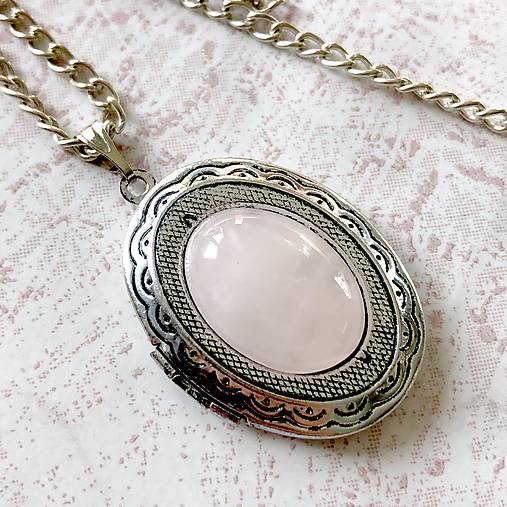 Oval Gemstone Antique Silver Locket Necklace / Otvárací medailón (Rose Quartz)
