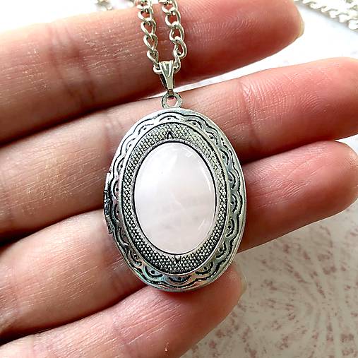 Oval Gemstone Antique Silver Locket Necklace / Otvárací medailón (Rose Quartz)