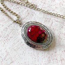 Náhrdelníky - Oval Gemstone Antique Silver Locket Necklace / Otvárací medailón (Pink Agate) - 11541447_