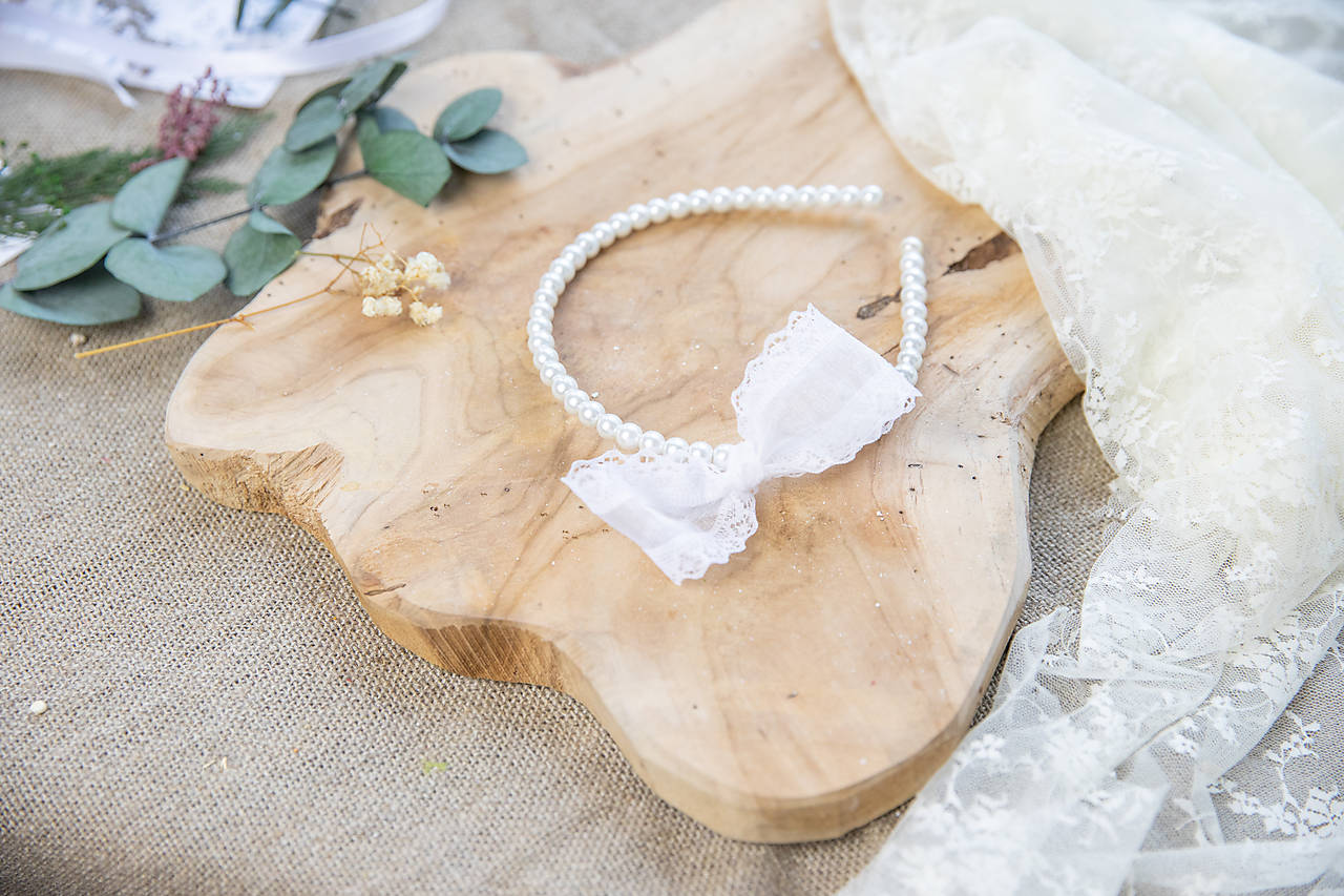 Čelenka na prijímanie "ako perly"