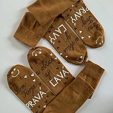 Ponožky, pančuchy, obuv - Maľované horčicové ponožky s nápisom: ("Som tvoj pravý / a občas aj ľavý :)") - 11555531_