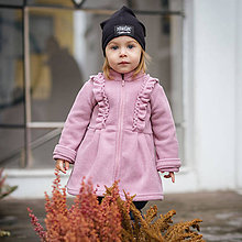 Detské oblečenie - Detský fleecový kabátik s volánikmi - ružová - 11560796_