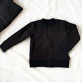 Detské oblečenie - Mikina čierna so zipsom a vreckami - bombera - 11563781_