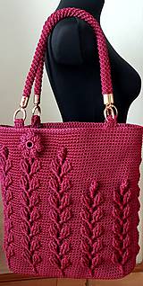 Handmade háčkovaná kabelka s 3D vzorom a aplikáciou bordová/vínová a listová kabelka/peňaženka (Handmade háčkovaná kabelka s 3D vzorom a aplikáciou bordová/vínová)