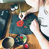 Kabelky - ALA "Poppies" malá kožená kabelka s vypaľovaným obrázkom - 11567170_