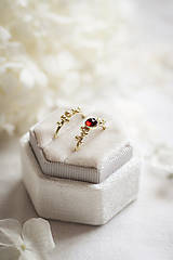 Prstene - Zlatý prsteň s granátom - Bokeh Gold Garnet - 11574384_