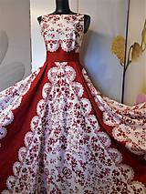 Šaty - FLORAL FOLK "Red & White", spoločenské dlhé šaty (biely podklad + červený  ornament nový vzor !) - 11573703_