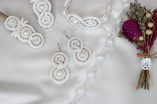 Svadobné šujtášové náušnice s perličkami Valentína