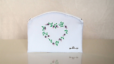 Taštičky - Plátená taštička ručne maľovaná- kvety v srdci - 11588391_