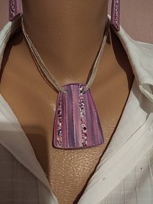 Sady šperkov - ružový náhrdeľník a náušnice - 11589818_