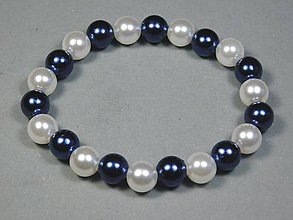 Náramky - Náramok z plastových perlových korálikov  (vnútorný obvod 16,5cm - Modrá a Biela) - 11603065_