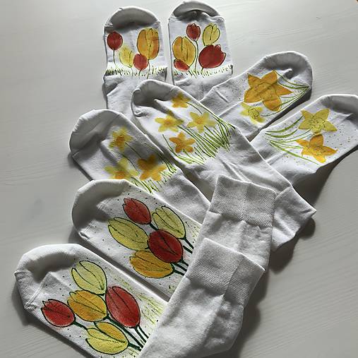 Maľované kvetinkové ponožky (Narcisové 2)