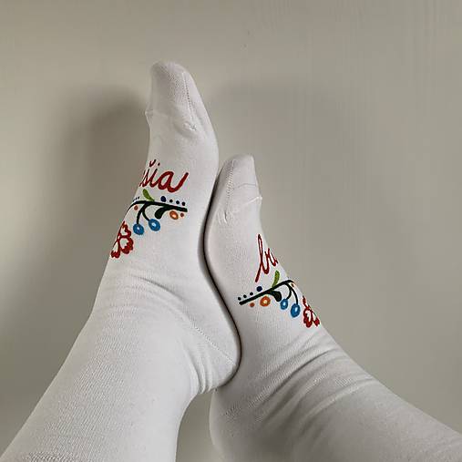 Maľované ponožky pre babku s nápisom: (Najlepšia / babka")