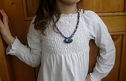 Detské doplnky - Dievčenský náhrdelník s mušlou (perličkový č. 3113) - 11616313_