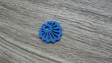 Polotovary - Drevený výrez mušla 2,5 cm - výber z viac farieb, 1ks (modrá) - 11615802_