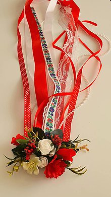 Ozdoby do vlasov - Folk červený kvetinový hrebeň so stuhami - 11619255_