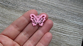 Polotovary - Drevený výrez motýľ 2,5 cm - výber z viac farieb, 1 ks - 11623952_