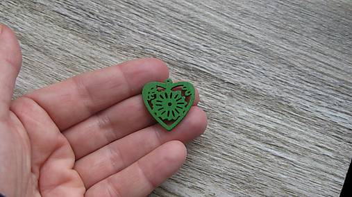 Drevený výrez srdce 2,5 cm - výber z viac farieb, 1 ks (zelené)