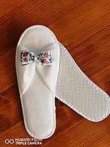 Ponožky, pančuchy, obuv - Svadobné folklorne papuče s mašľou - 11628815_