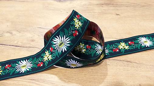 Galantéria - Krojová stuha 55 mm - Kvety na tmavozelenom - 11633107_
