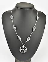 Sady šperkov - Náhrdelník Zebra - 11637600_