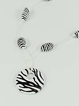 Sady šperkov - Náhrdelník Zebra - 11637620_