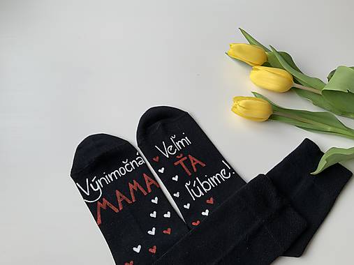 Maľované ponožky pre MAMU (čierne s nápisom: "výnimočná MAMA...”)