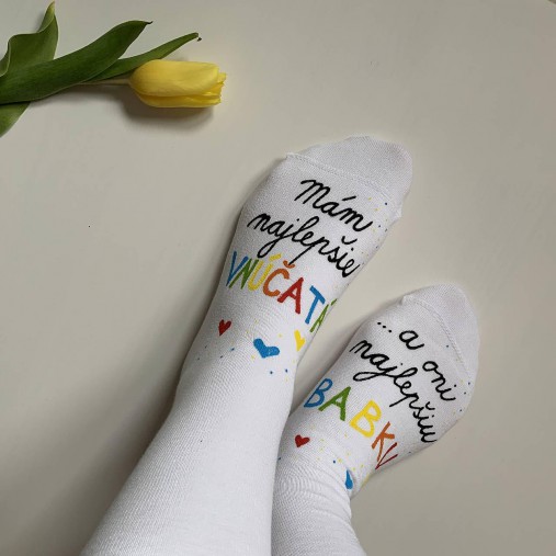 Maľované ponožky pre najlepšiu BABKU/najlepšieho DEDKA, ktorá má najlepšie vnúčatká (1)
