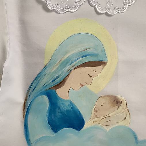 Maľovaná krstná košieľka s bábätkom v náručí Panny Márie (košieľka 2 s písaným písmom)