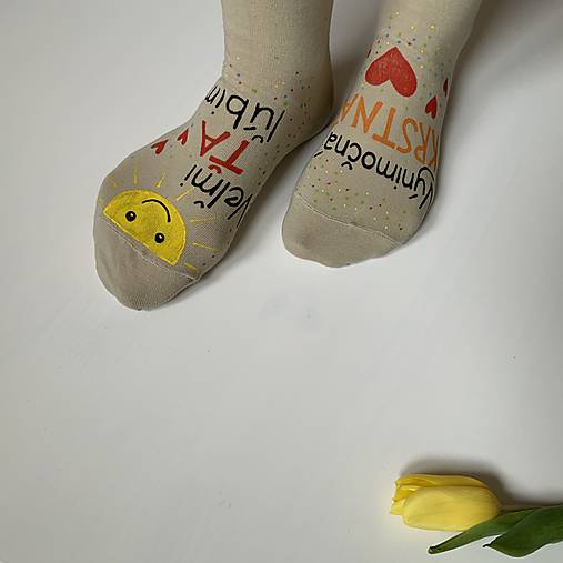 Maľované ponožky pre najlepšiu /výnimočnú KRSTNÚ (béžové)
