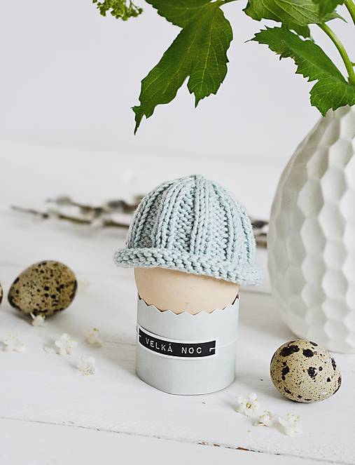 Dekorácie - Veľkonočná dekorácia - pletená čiapočka II (Mint) - 11659954_