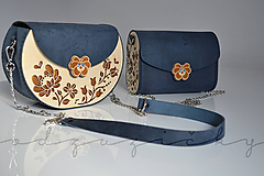 Drevená folk kabelka kožená Dorka a kvety exkluzív Odzuzičky (Modrá s popruhom)