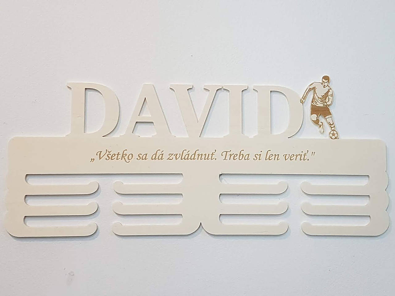 Držiak na medaily na mieru 45cm futbal