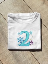 Detské oblečenie - Detské tričko/body k narodeninám s výšivkou - 11669788_