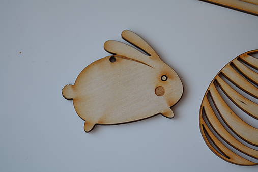 Veľkonočné drevené dekorácie (Veľkonočný zajac 1)