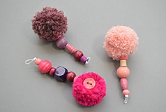 Kľúčenky - Kľúčenky s bombuľkami pink - 11676489_
