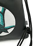Batohy - Čierny koženkový ruksak CROW / VRANA - 11681342_