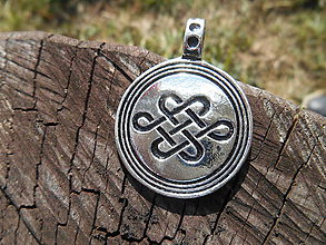 Pánske šperky - nekonečný uzol-celtic amulet (nekonečný uzol-náhrdelník) - 11687516_