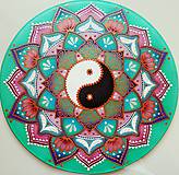 Dekorácie - Mandala rovnováhy, empatie a milostivej ochrany - 11694121_