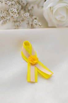 Svadobné pierka - svadobné pierka (pierka pre hostí - žlto-krémové) - 11692335_
