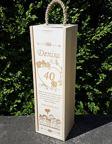 Dekorácie - Rodina darčekový drevený obal na vínko - 11731667_