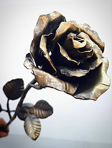 Dekorácie - Kovaná ruža s mosadzným nádychom - 11733837_