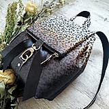 Batohy - Ruksak CANDY backpack - leopardí vzor so srdiečkami (hnedý prechod) - 11744006_